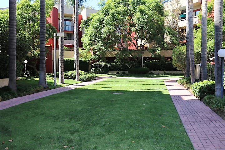 3961 Via Marisol - 235